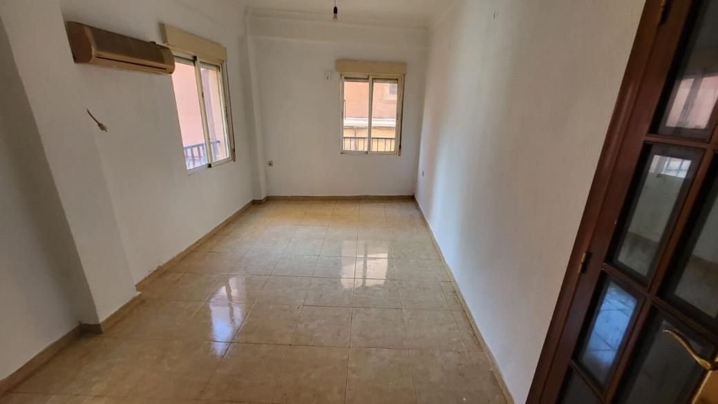 Dormitori de Pis en venda en Sagunto / Sagunt