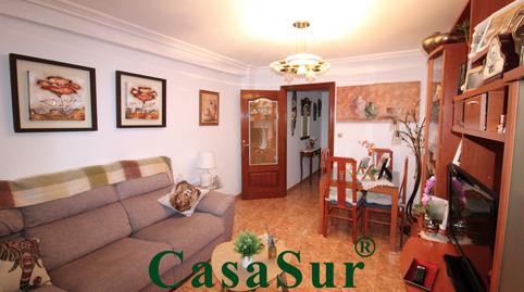 Foto 5 de Pis en venda a Calle Júpiter, La Victoria - Puente Jardín, Valladolid Capital