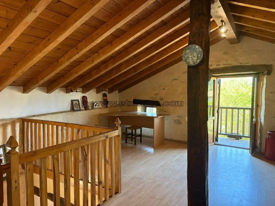 Country house zum Verkauf in Ayala / Aiara mit Heizung