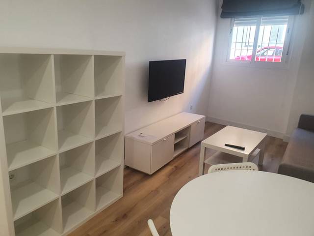 Piso en Alquiler en N/A en Aguadulce Sur