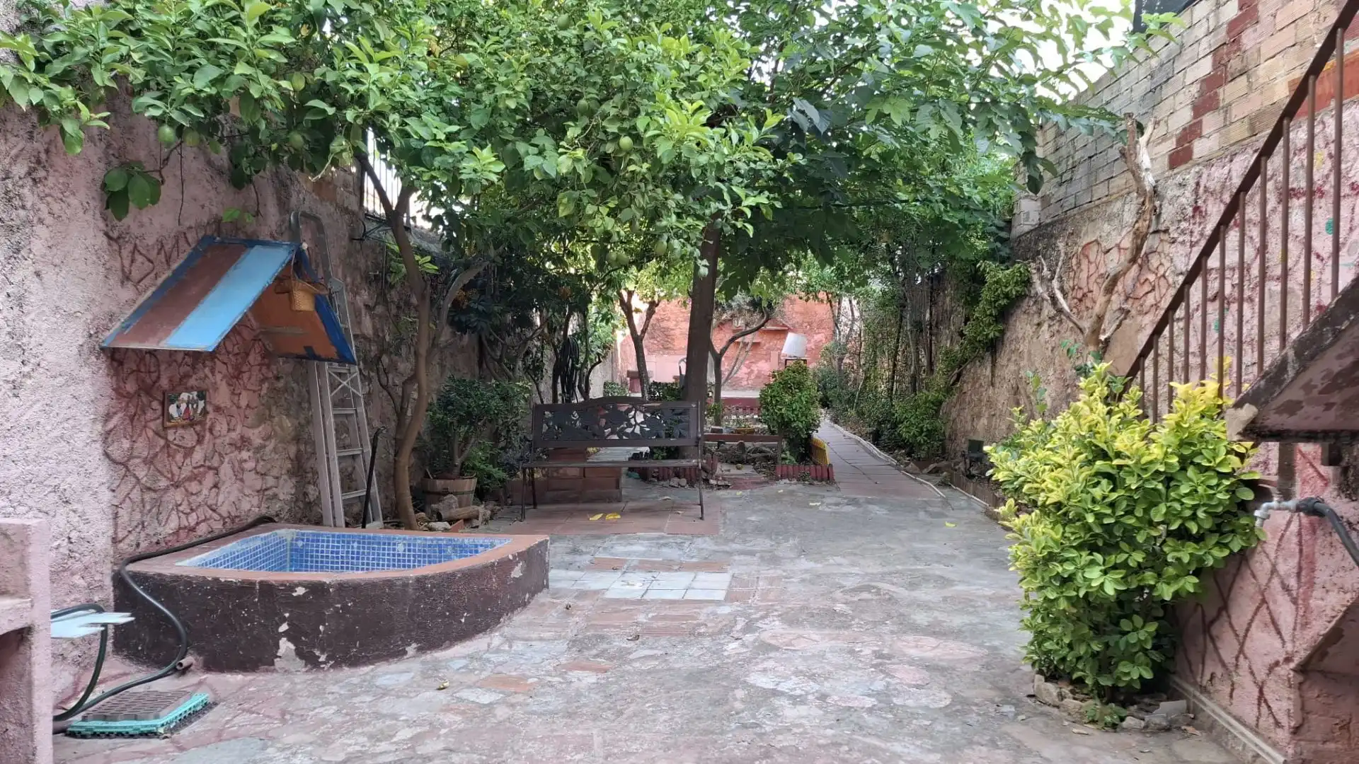 Terrassa de Finca rústica en venda en Vallirana amb Calefacció i Terrassa