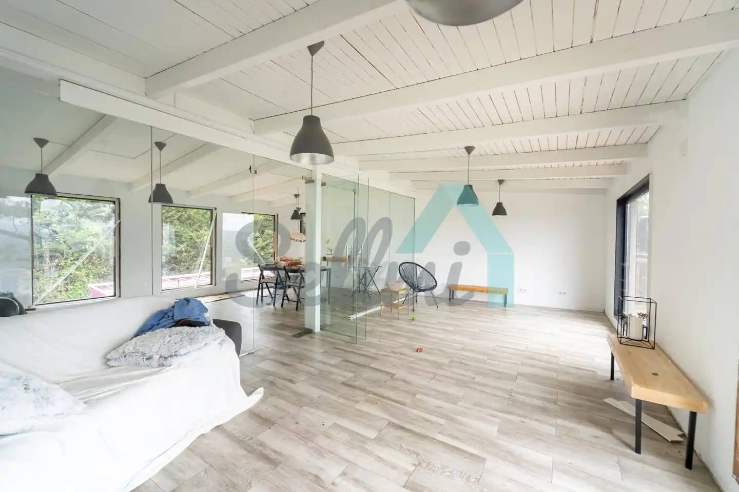 Sala de estar de Casa o chalet en venta en Oviedo  con Calefacción, Jardín privado y Parquet