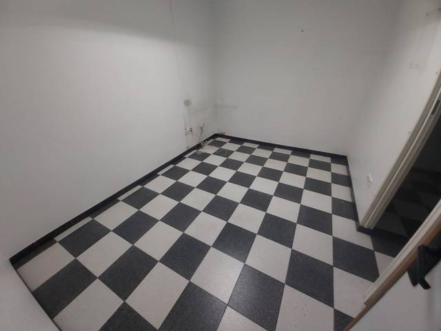 Local comercial en Alquiler en Maestro Carrascosa - Banda de Música