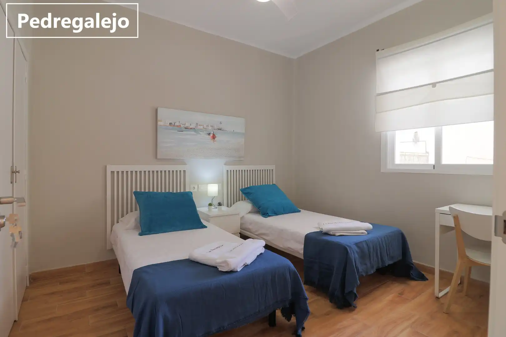 Bedroom of Flat for share in Málaga  with Air Conditioner, Heating and Terrace