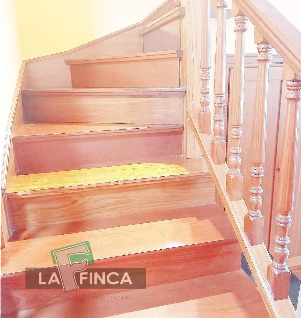Casa o xalet en venda en Soto del Barco amb Calefacció, Parquet i Terrassa