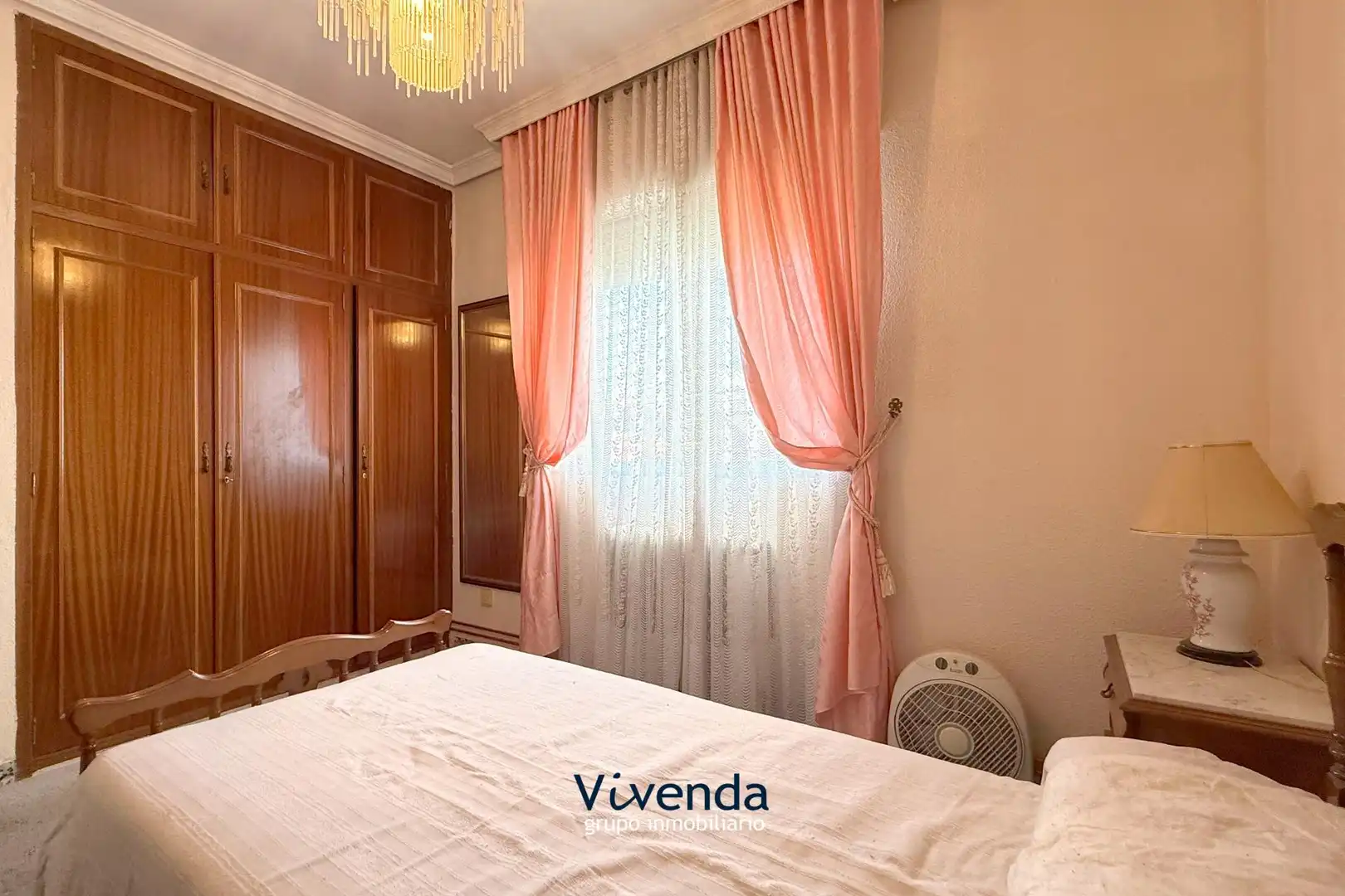 Habitación de Casa adosada en venta en Humanes de Madrid con Calefacción, Jardín privado y Terraza