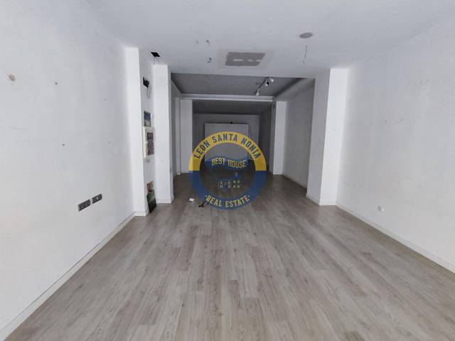 Local comercial en Alquiler en Las Ventas