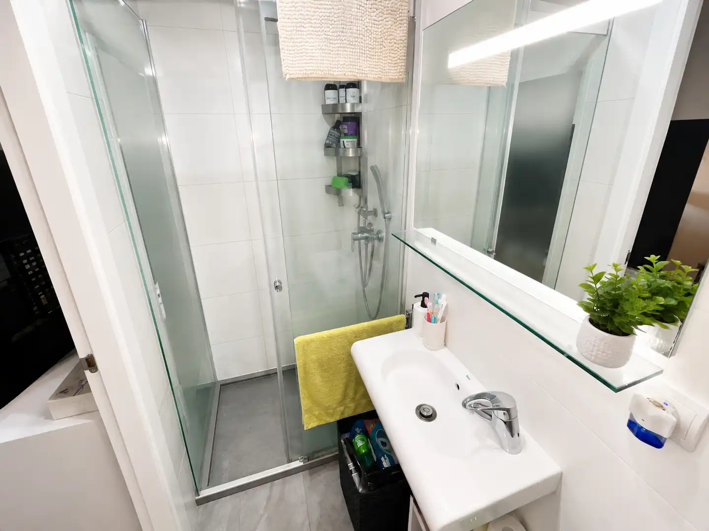 Baño de Dúplex en venta en Madrid con Aire acondicionado, Calefacción y Jardín privado