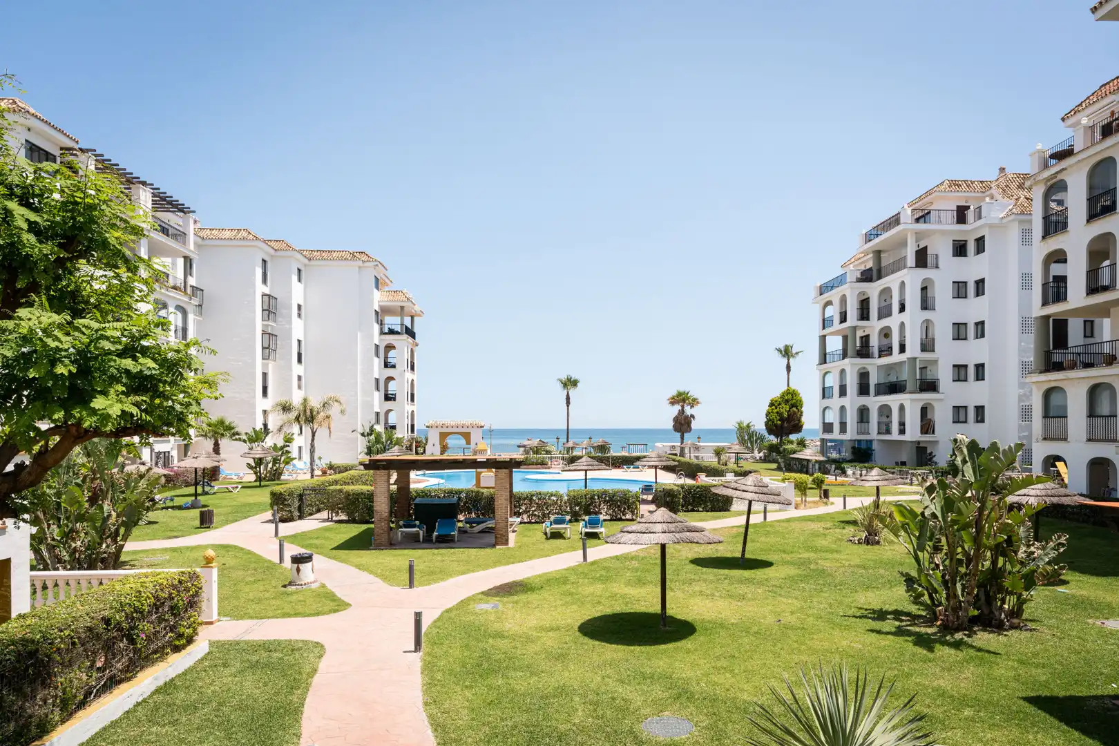 Mini appartamento con piscina in vendita a NACIONAL 340 157, imagen 38