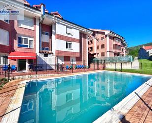 Piscina de Planta baixa en venda en Meruelo amb Terrassa i Balcó