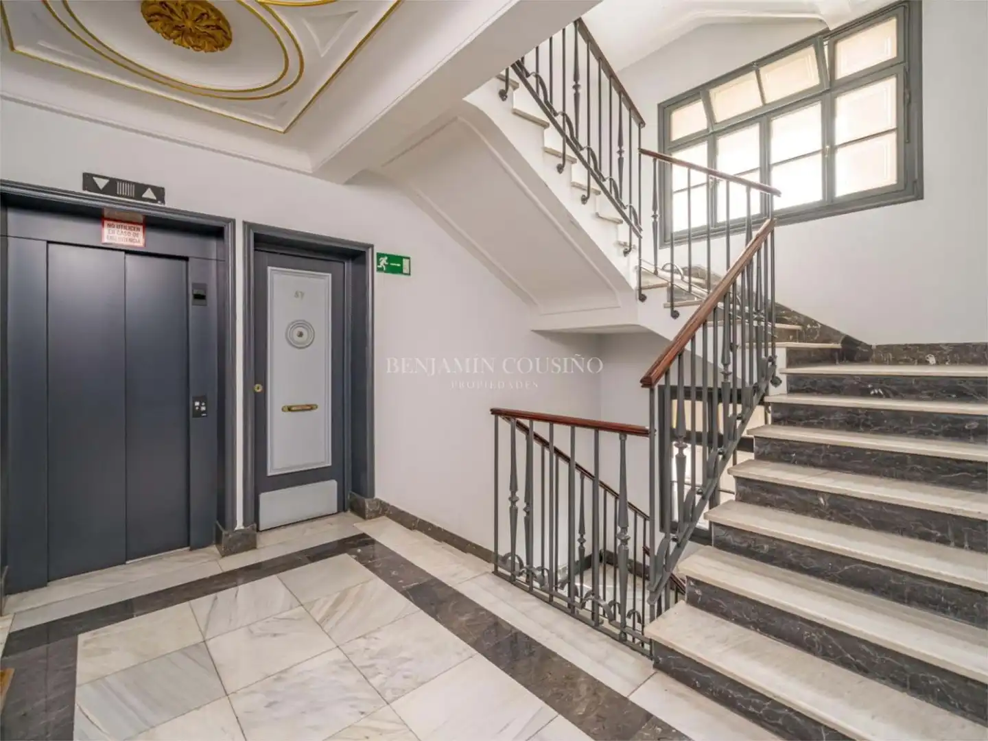 Piso en venta en Madrid con Balcón