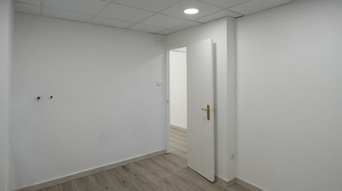 Foto 3 von Geschaftsraum zur Miete in Avenida de Madrid, 148, La Bozada – Parque Delicias, Zaragoza Capital