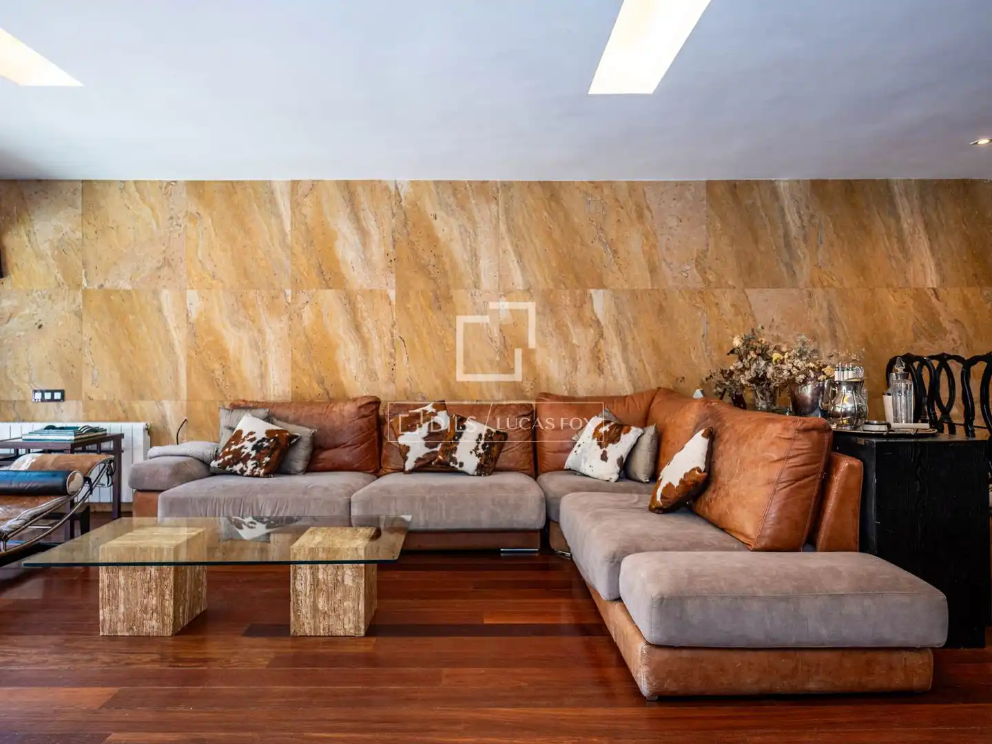 Sala d'estar de Casa o xalet de lloguer en La Moraleja amb Aire condicionat, Calefacció i Jardí privat