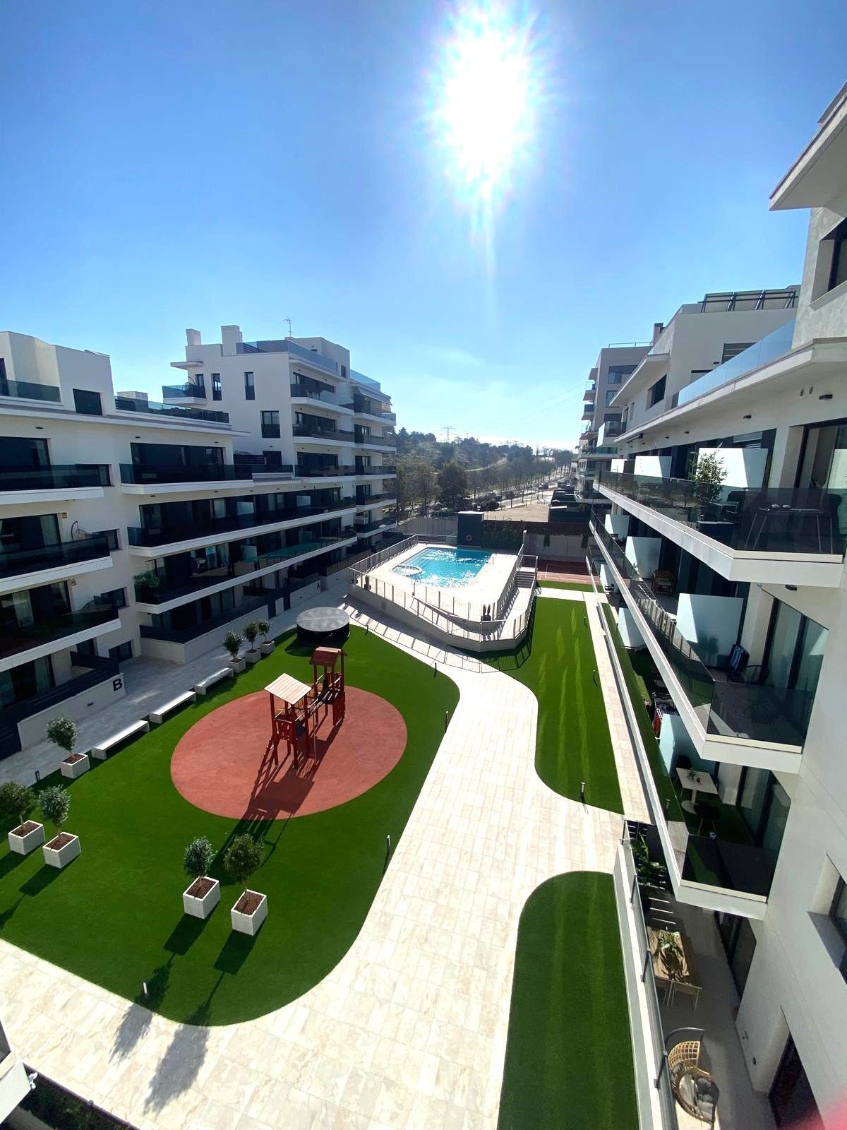 Vista exterior de Dúplex en venta en Sant Boi de Llobregat con Aire acondicionado, Calefacción y Terraza