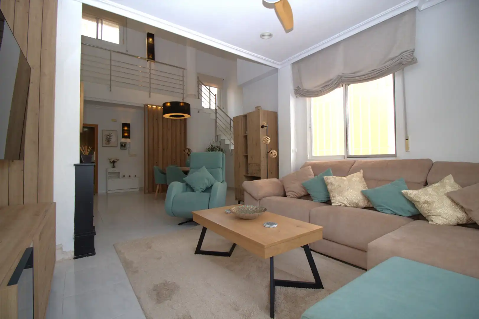 Sala d'estar de Casa o xalet en venda en Cartagena amb Aire condicionat, Terrassa i Traster