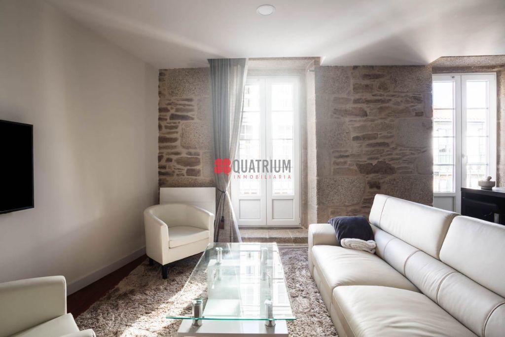 Living room of Flat for sale in Santiago de Compostela   with Heating and Balcony