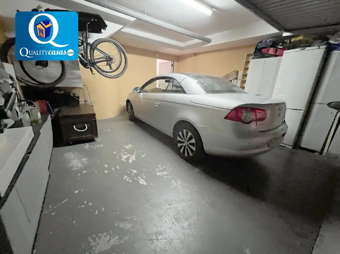 Aparcament de Casa o xalet en venda en Alicante / Alacant amb Aire condicionat, Calefacció i Terrassa