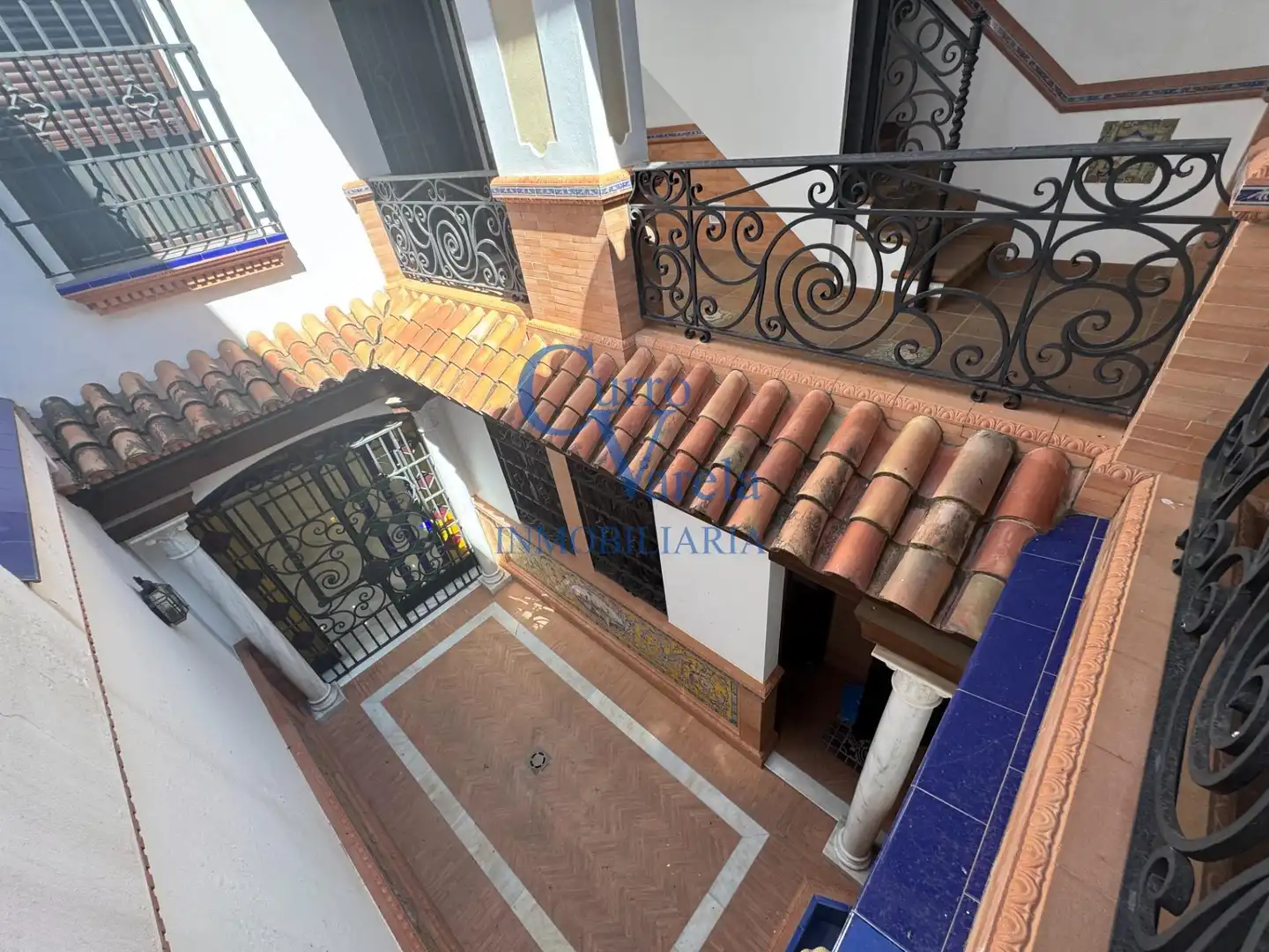 Terrace of Houses for sale in Dos Hermanas  with Air Conditioner, Heating and Storage room