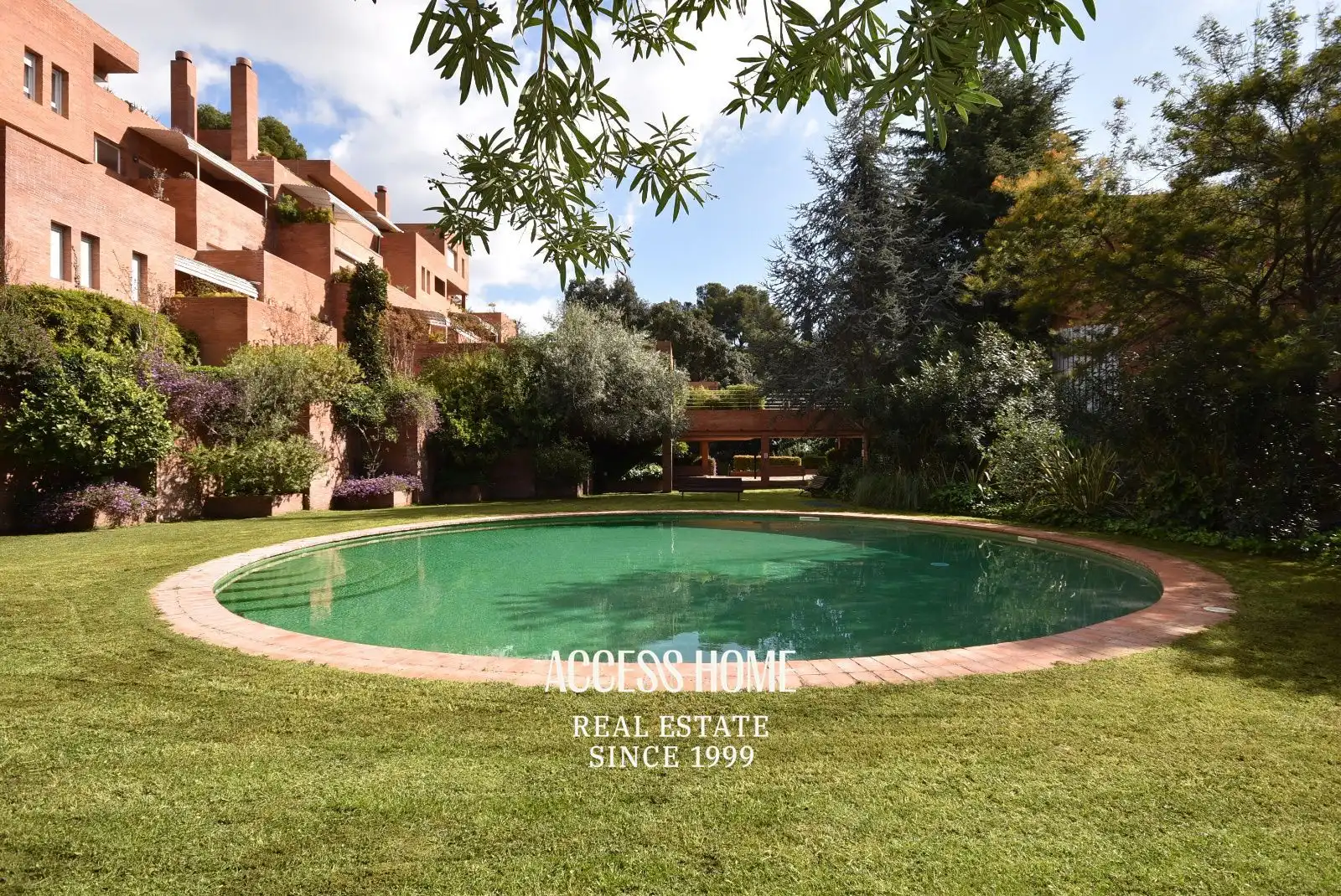 Jardí de Dúplex de lloguer en Sant Vicenç de Montalt amb Aire condicionat, Calefacció i Jardí privat