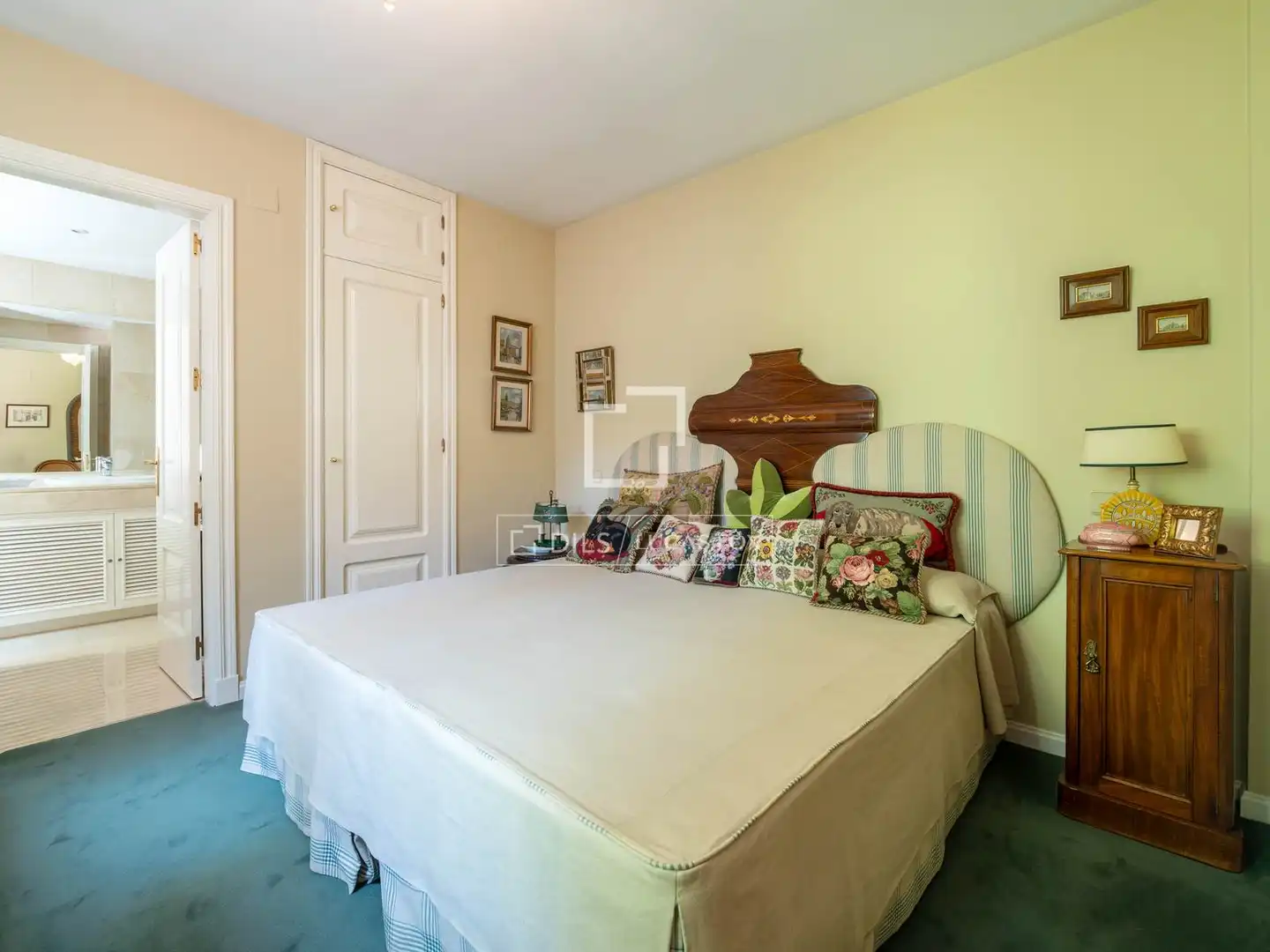Detached house with terrace for sale in Encinar de los Reyes, imagen 28