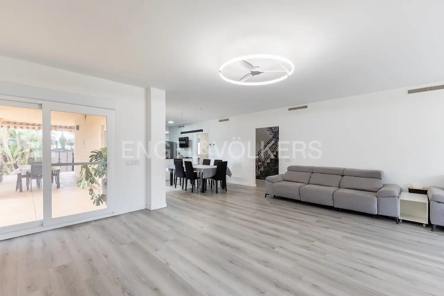 Living room of Houses for sale in L'Eliana  with Air Conditioner, Heating and Private garden