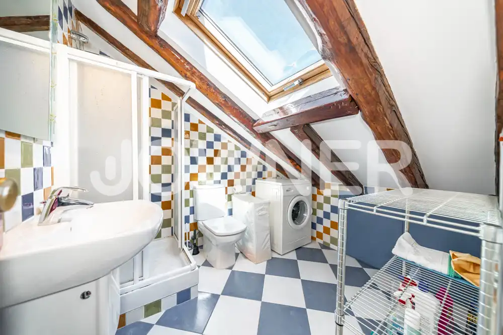 Baño de Estudio de alquiler en Madrid con Aire acondicionado, Amueblado y Lavadora