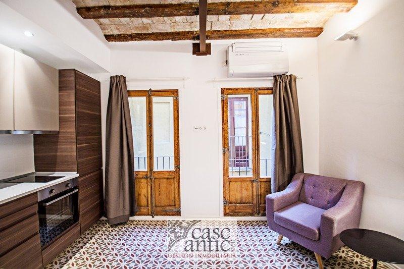 Photo 1 of Flat to rent in Barri Gòtic, Barcelona
