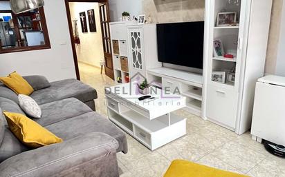 Living room of Flat for sale in Adra  with Air Conditioner and Heating