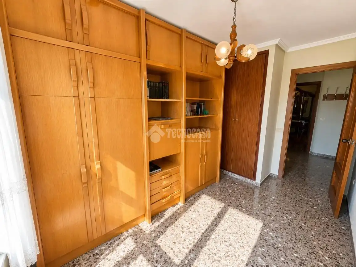 Habitación de Piso en venta en Torrent con Balcón