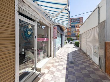 Local comercial en venda a Calle Periodista Luis de Vicente
