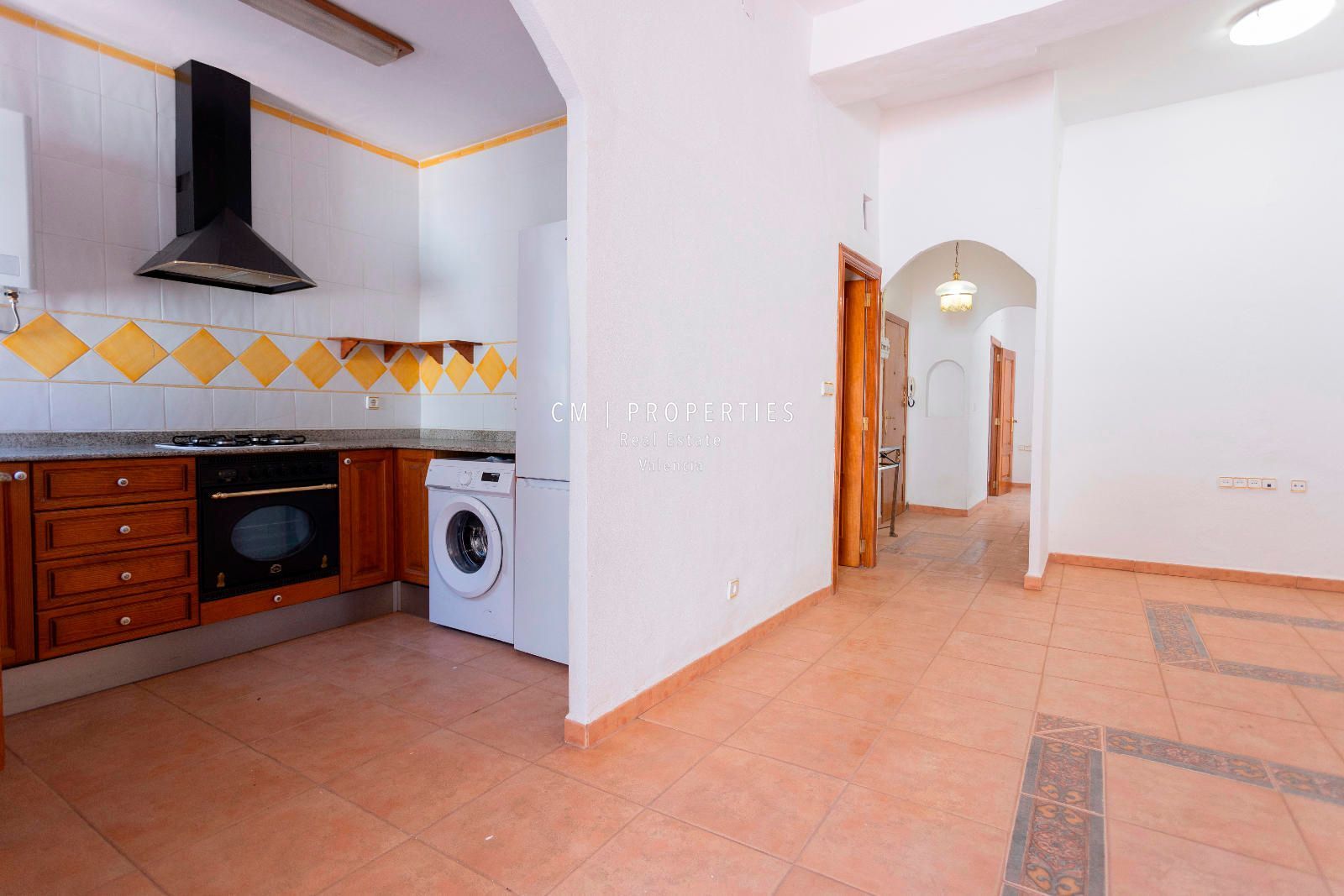 Kitchen of Flat to rent in  Valencia Capital  with Terrace, Oven and Washing machine