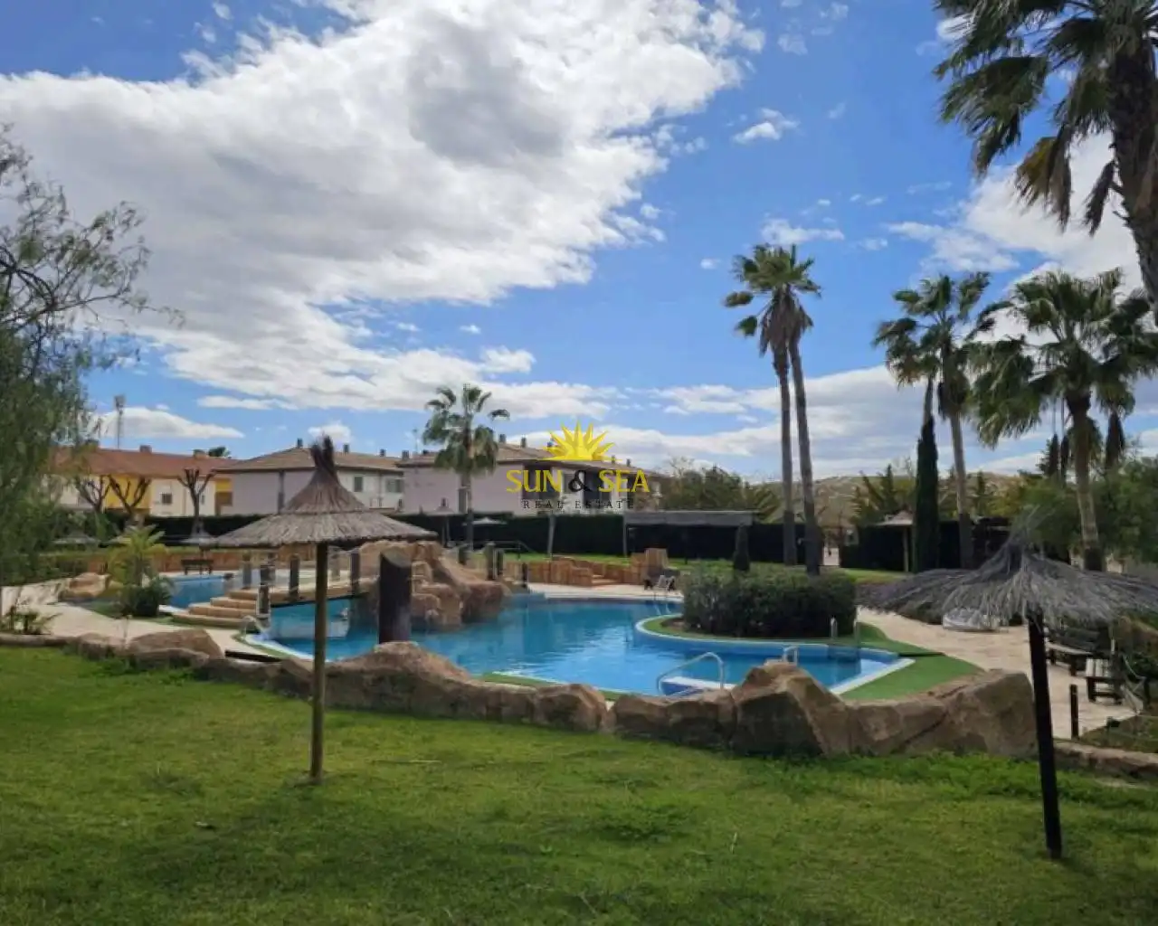 Piscina de Apartament de lloguer en Molina de Segura amb Aire condicionat, Calefacció i Terrassa