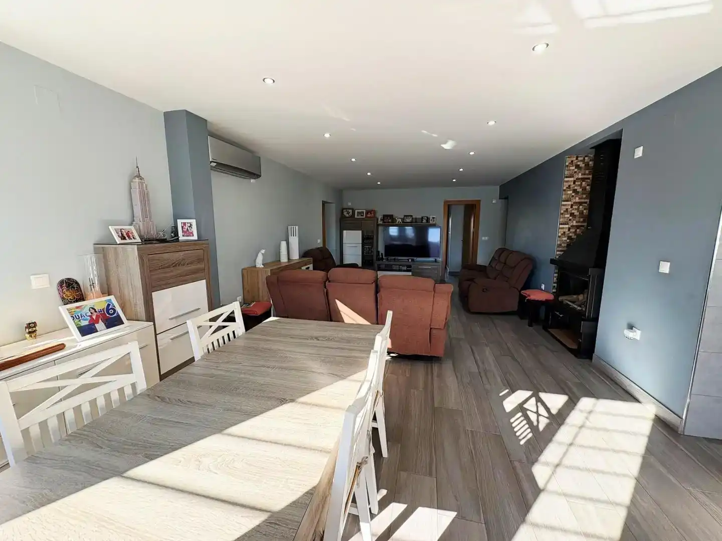 Sala d'estar de Casa o xalet en venda en Torrevieja amb Aire condicionat i Piscina