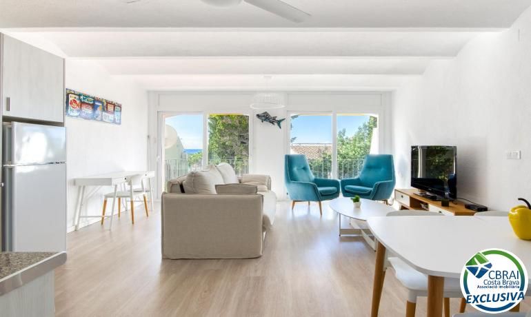 Sala d'estar de Apartament en venda en Roses