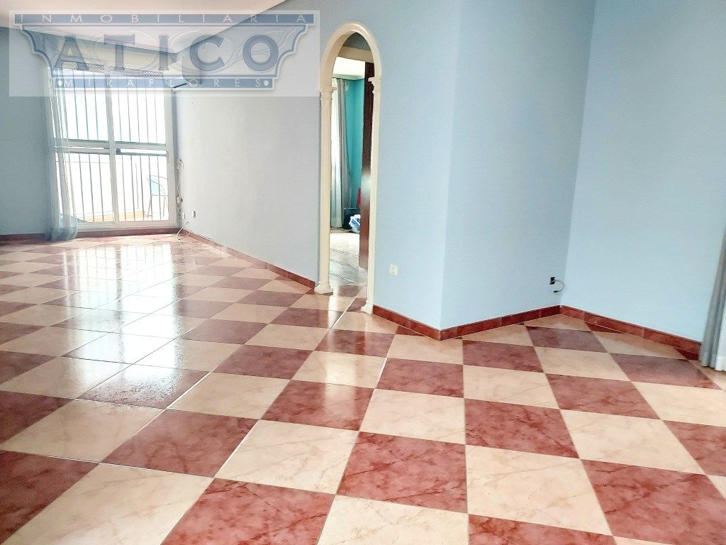 Flat for sale in  Sevilla Capital