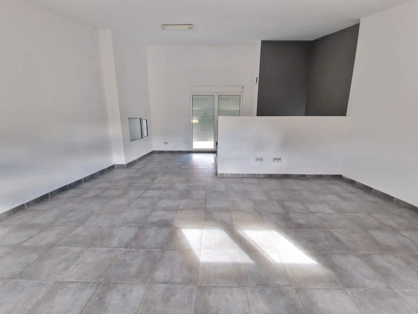 Casa adosada en venda en Villanueva de Castellón amb Calefacció, Terrassa i Traster