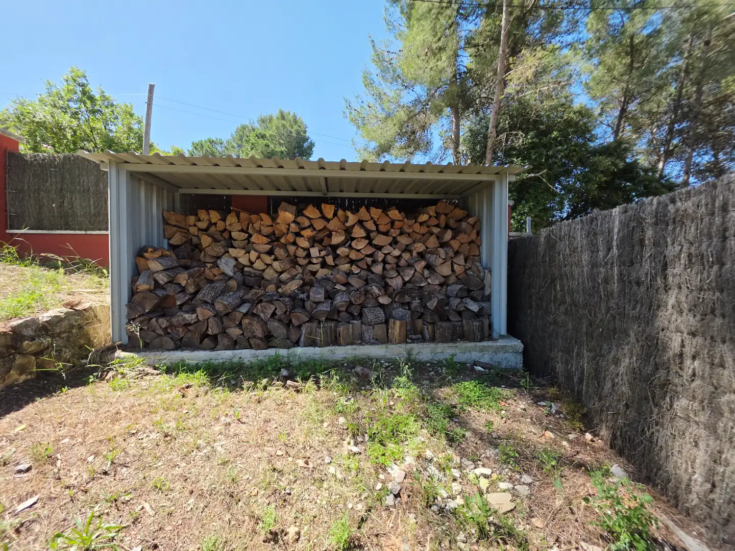 Vista exterior de Casa o chalet en venta en Vallirana con Calefacción, Terraza y Piscina