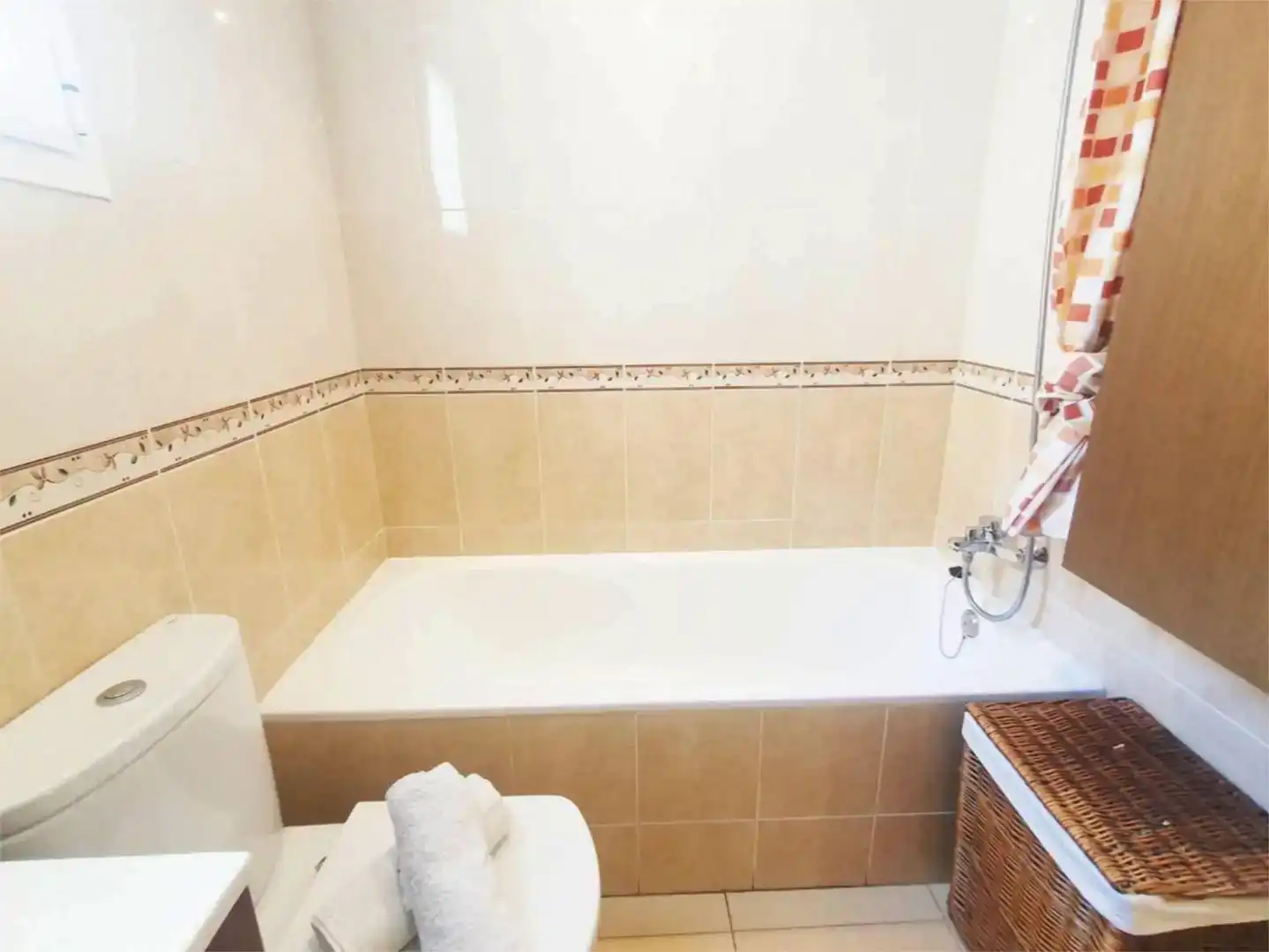 Baño de Piso en venta en Roquetas de Mar con Amueblado