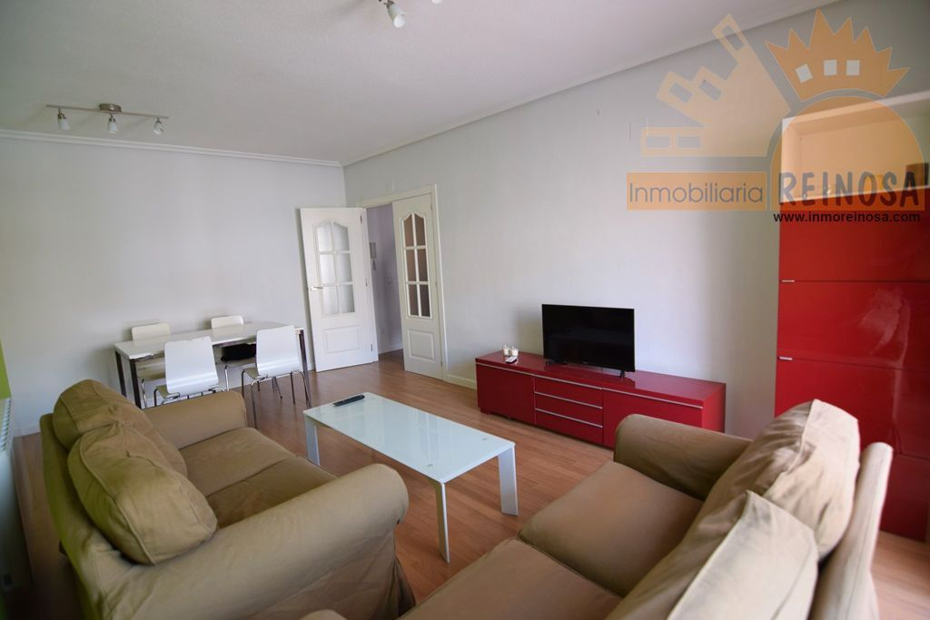 Pis en venda a Calle Magno, Altorreal - El Chorrico