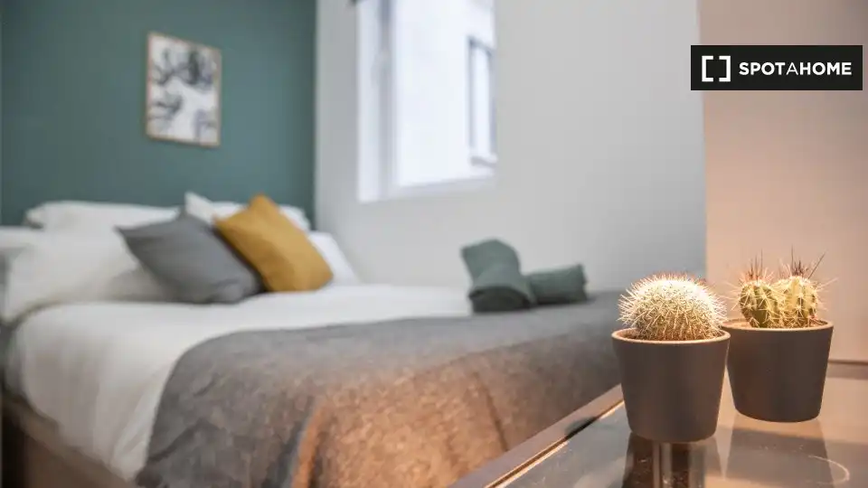 Habitación de Piso de alquiler en Madrid con Aire acondicionado, Calefacción y Amueblado