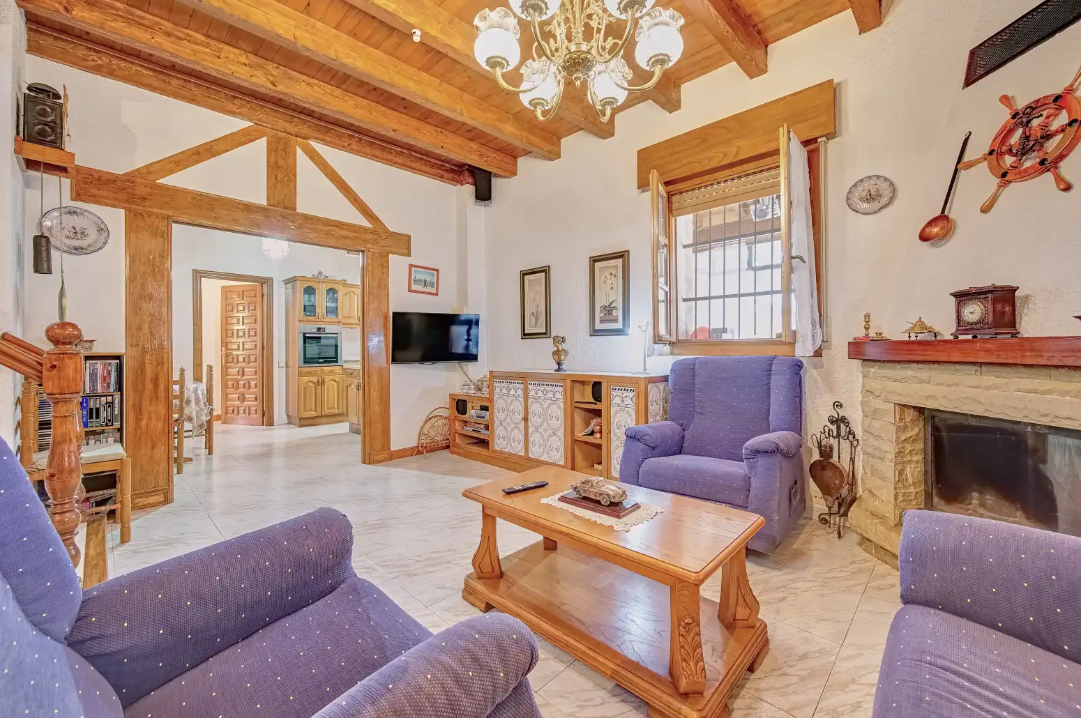 Wohnzimmer von Haus oder Chalet zum Verkauf in Aranguren mit Klimaanlage, Heizung und Privatgarten