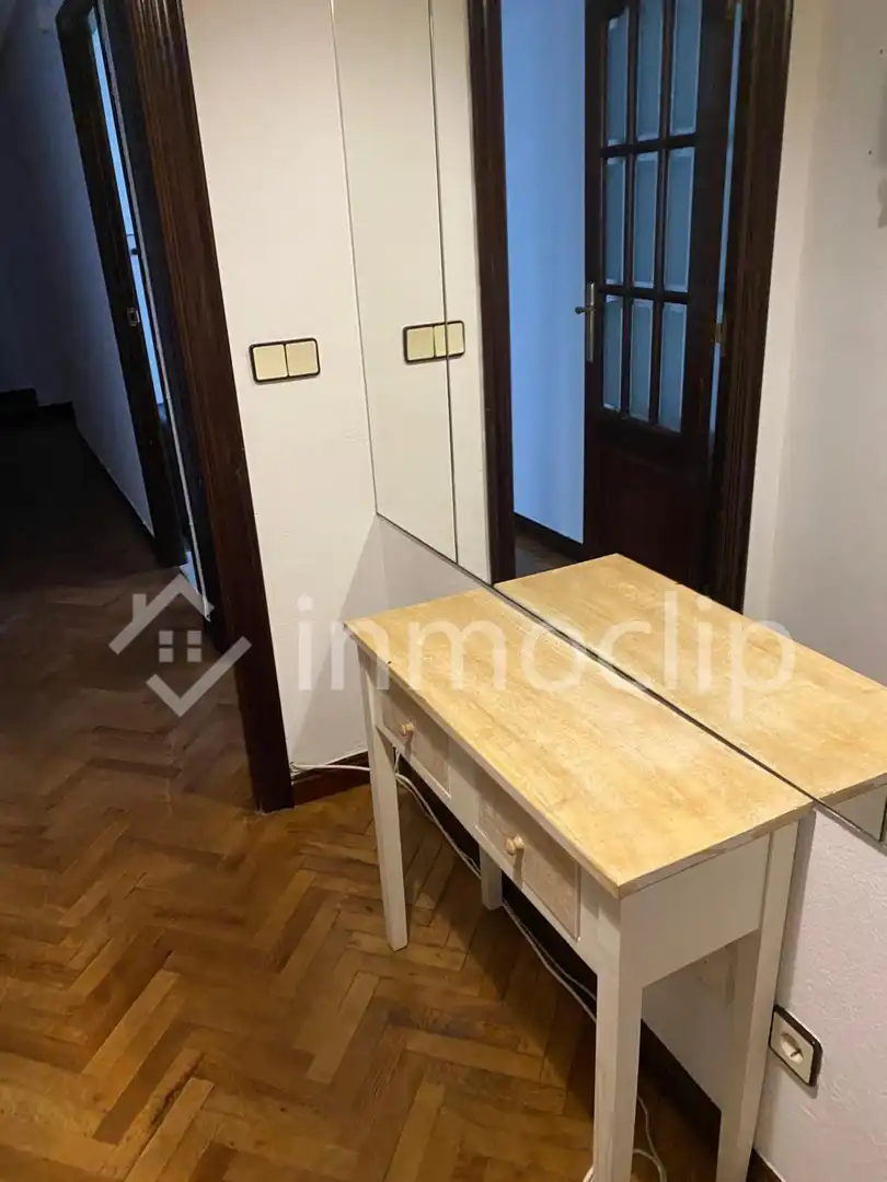 Bedroom of Flat for share in Salamanca  with Heating and Furnished