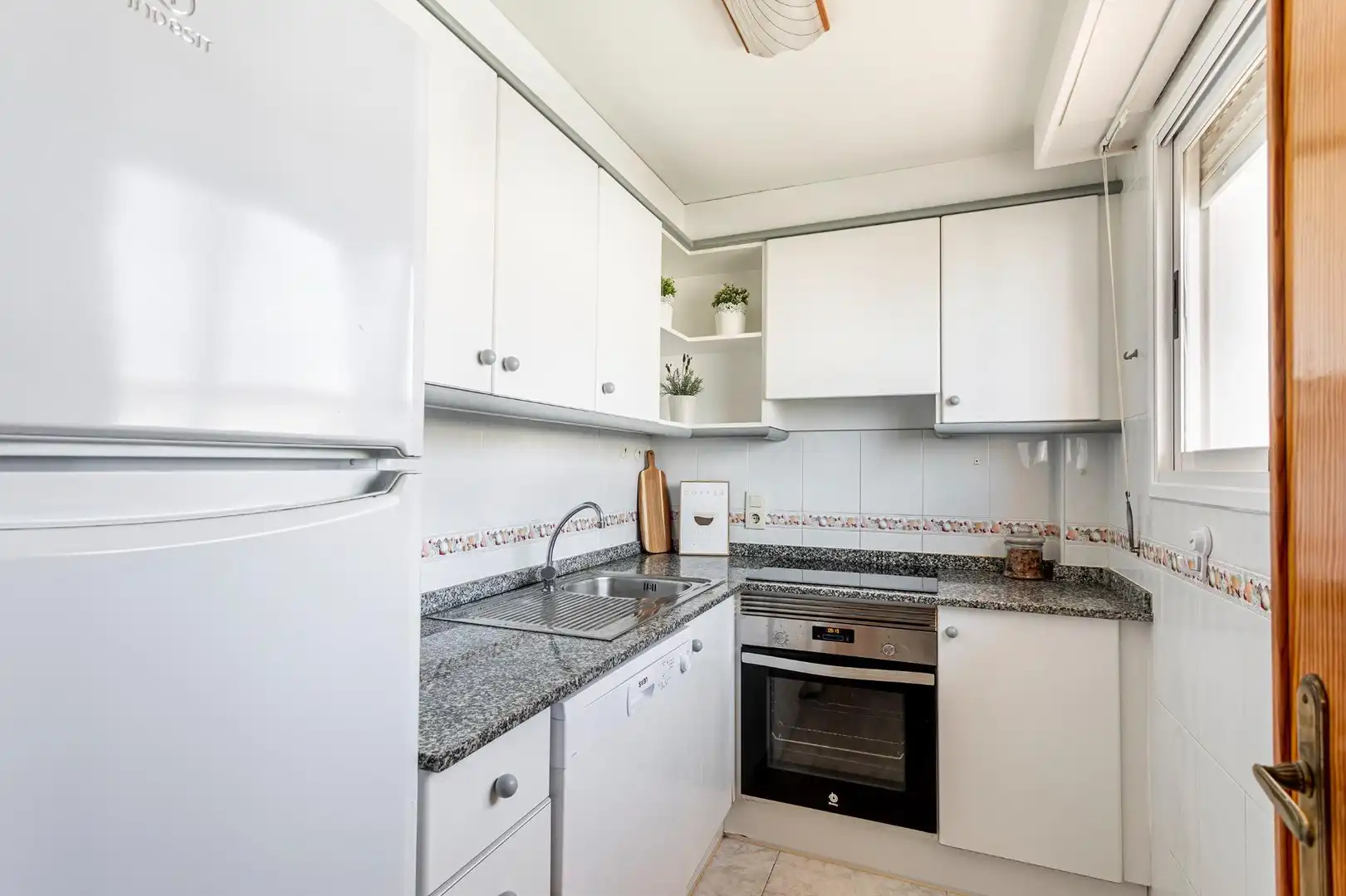 Cocina de Apartamento en venta en Dénia con Aire acondicionado, Calefacción y Terraza