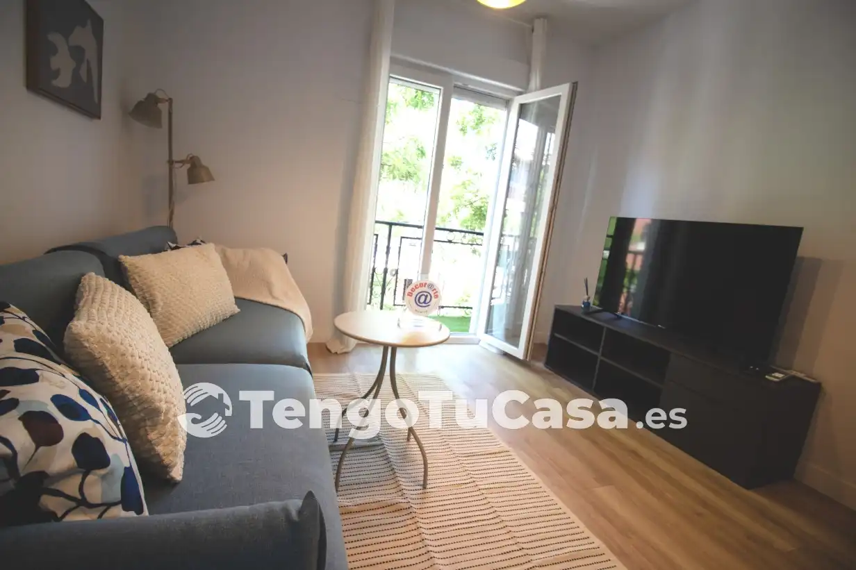 Bedroom of Flat for sale in Madrid  with Air Conditioner, Heating and Parquet flooring