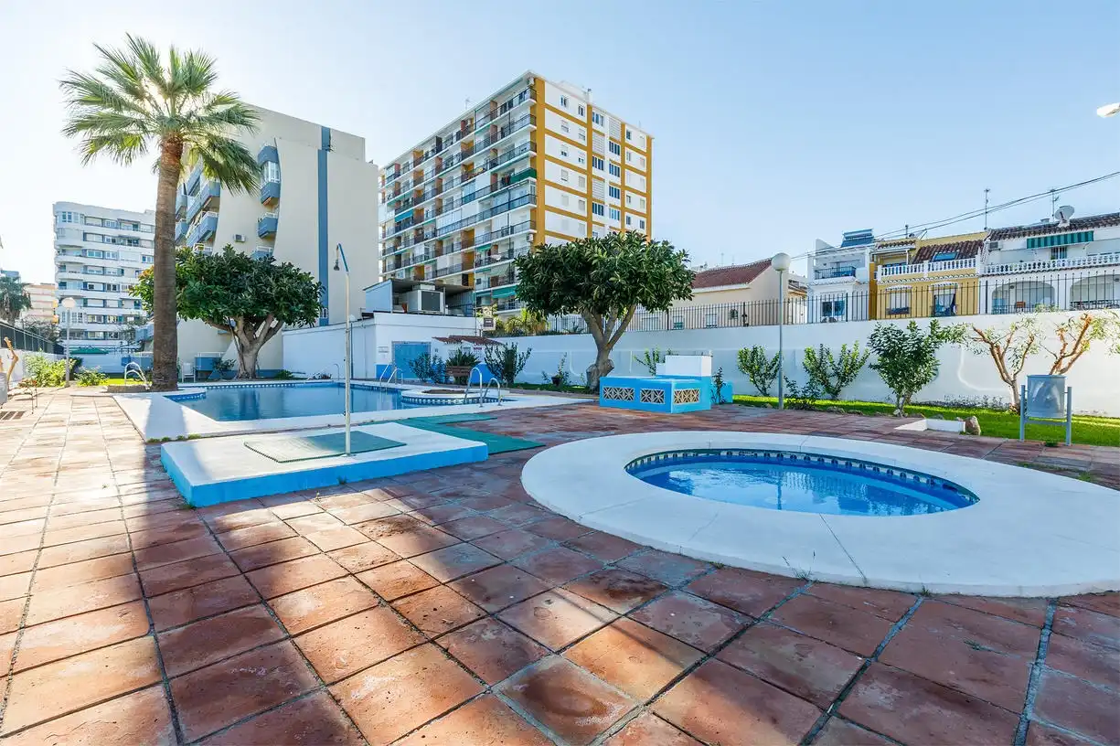Swimming pool of Flat for sale in Vélez-Málaga  with Air Conditioner, Terrace and Storage room