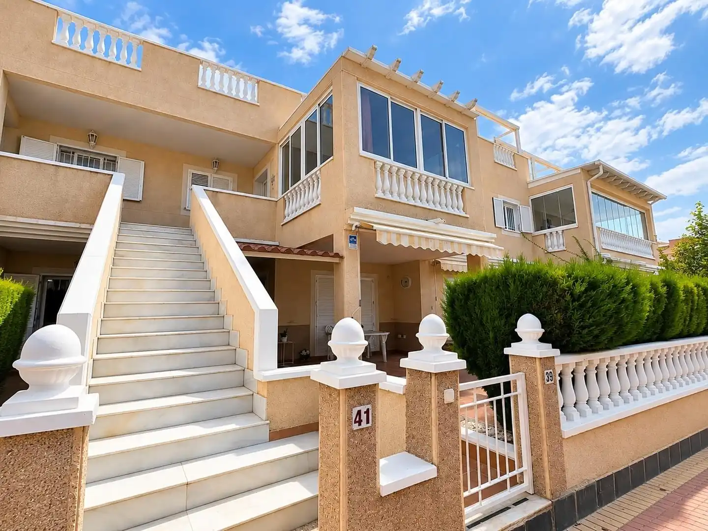 Apartment mit Pool zum Verkauf in Orihuela Costa