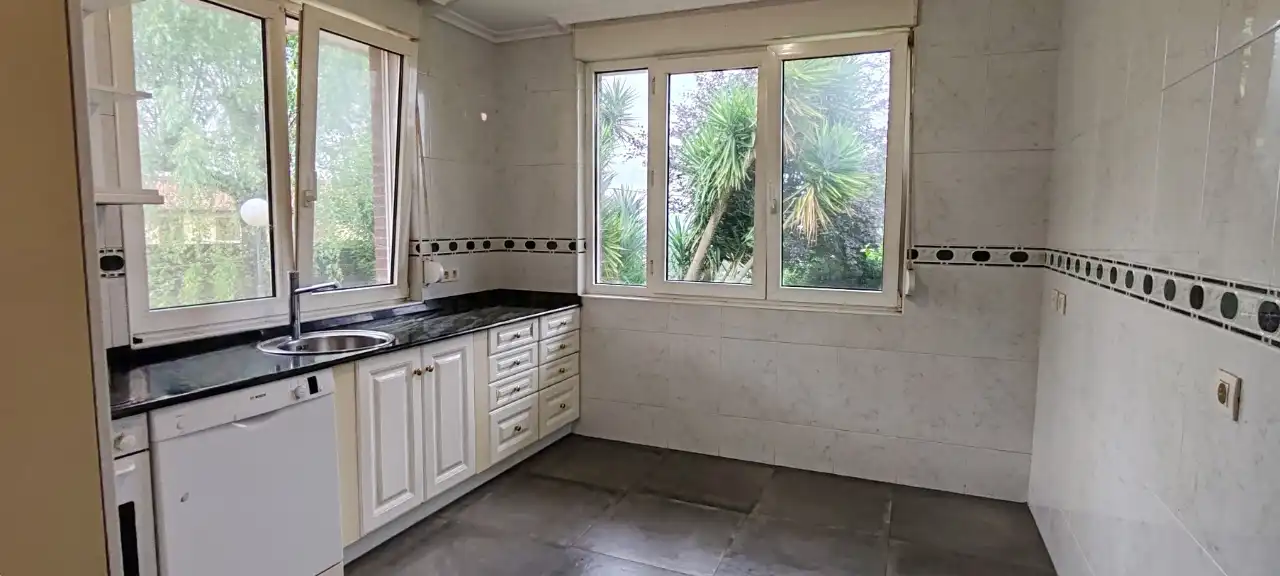 Casa o chalet de alquiler en Barrio la Cotera, Villaescusa (Cantabria)
