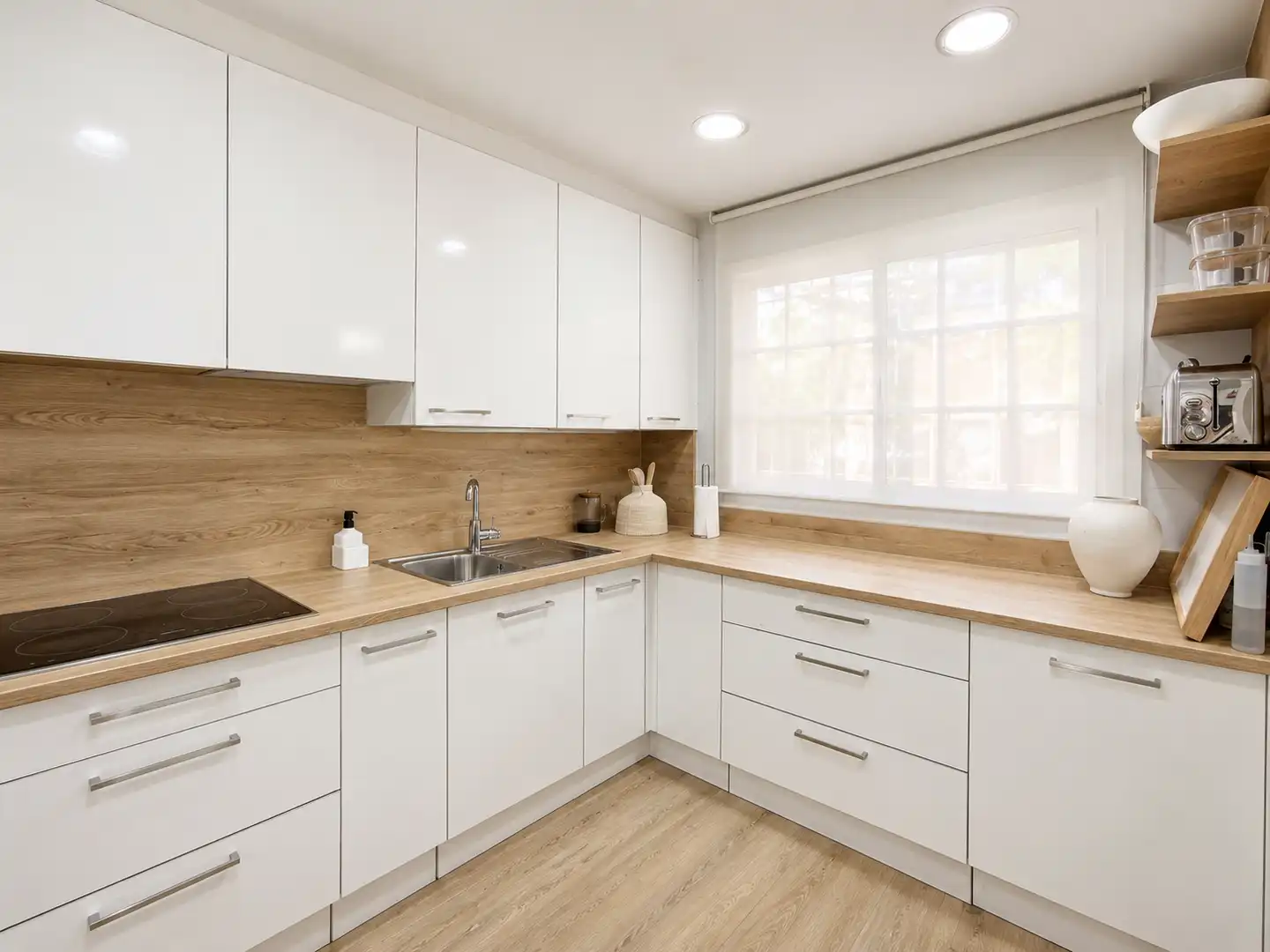 Cocina de Casa o chalet en venta en Sant Andreu de Llavaneres con Aire acondicionado, Calefacción y Jardín privado