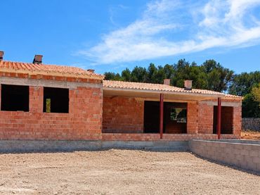 Country house with pool for sale in Muro