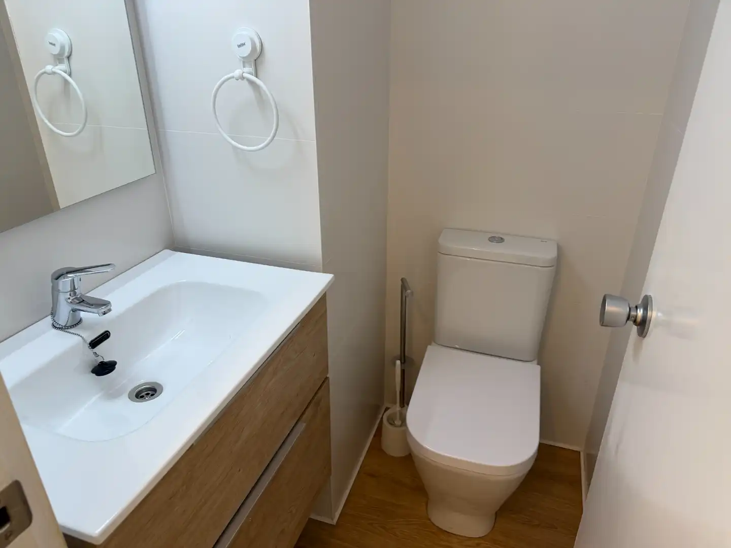 Bathroom of Flat for rent in Lleida  with Heating, Parquet flooring and Terrace